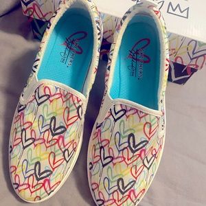 Skechers slip on shoes